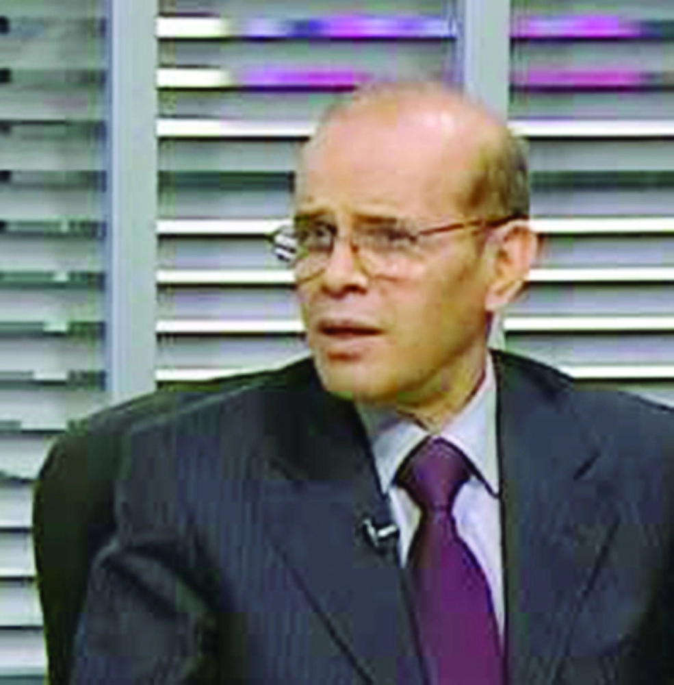 الدكتور أحمد يوسف