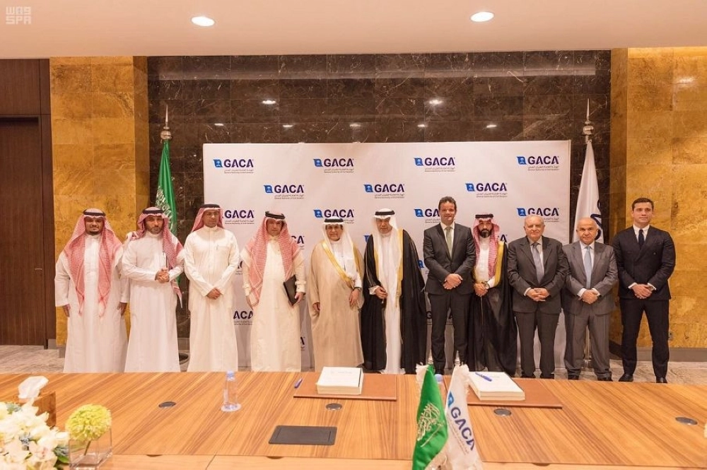 000-907642301496957881068