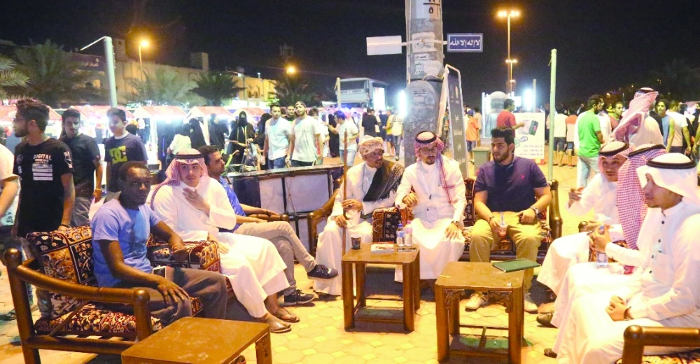 مركاز العمدة في فوانيس الممشى ( محمد عبداللطيف)