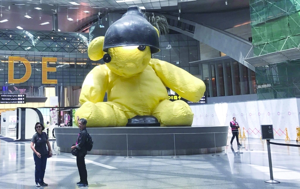 الدب الكبير في مطار قطر