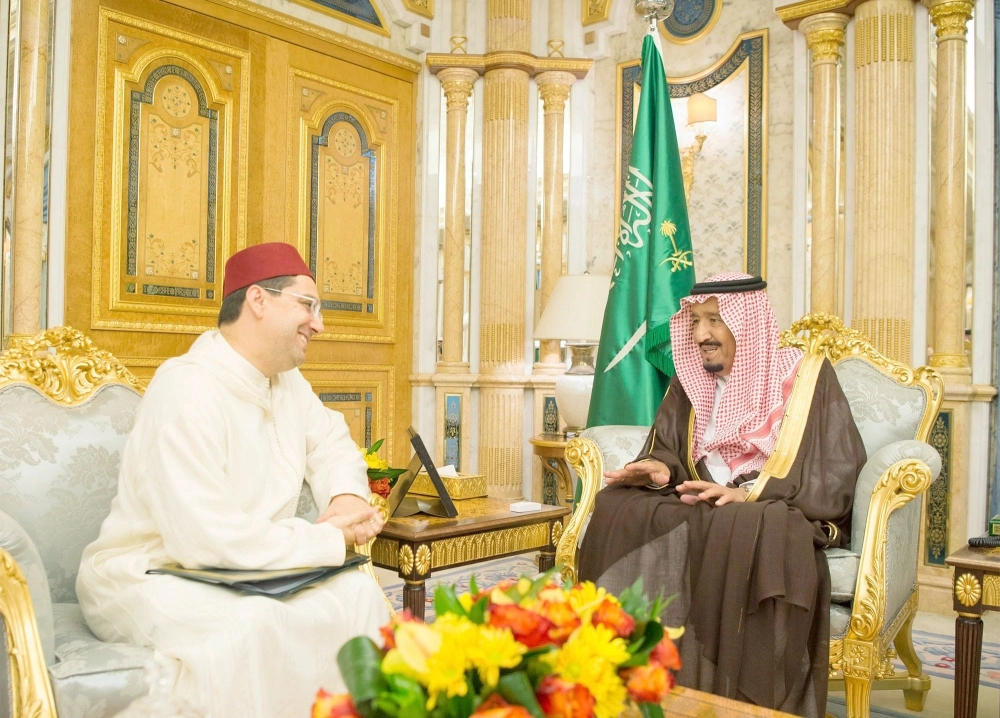 الملك سلمان بن عبدالعزيز لدى استقباله ناصر بوريطه (واس)