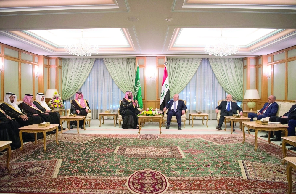  الأمير محمد بن سلمان خلال مباحثاته مع حيدر العبادي في قصر الصفا بمكة المكرمة                               (واس)