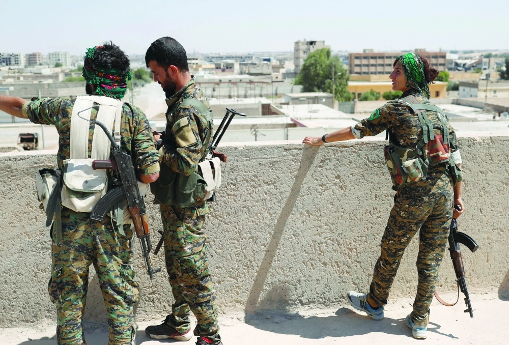 شين إبراهيم ورفاق السلاح