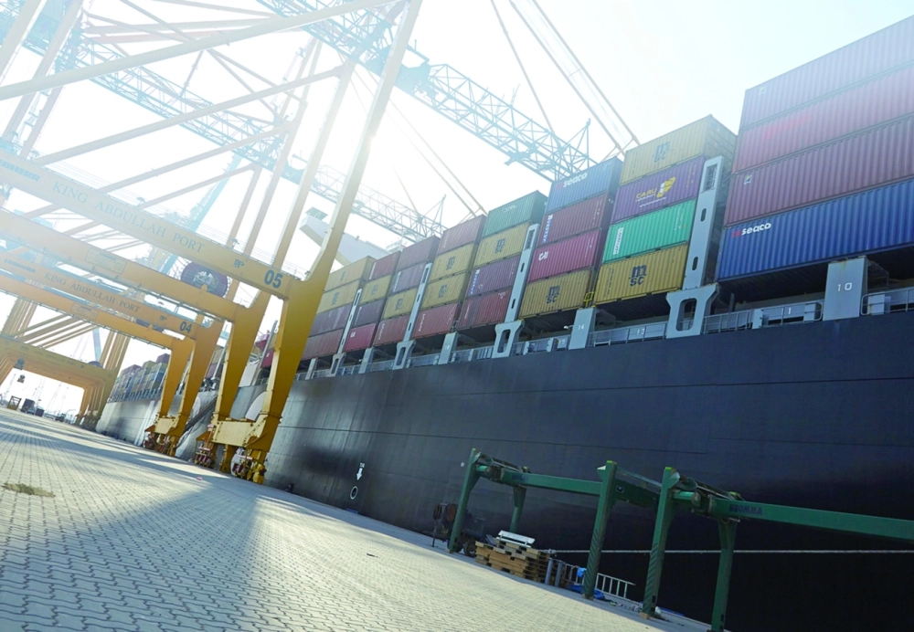 ناقلة في ميناء الملك عبدالله (مكة)