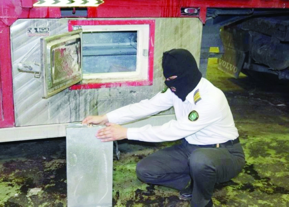 تجويف الثلاجة المستخدم في إخفاء الحبوب المحظورة                                    (واس)