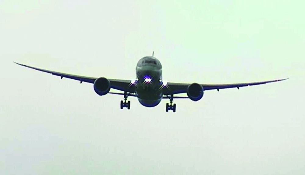 الطائرة في الجو                (Air Live)