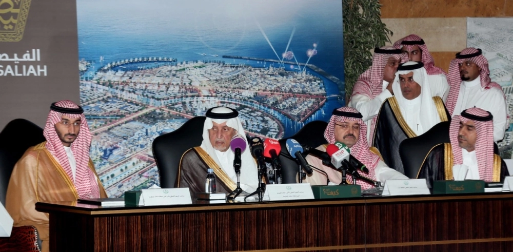 خالد الفيصل متحدثا عن المشروع اليوم (محمد يحيى)