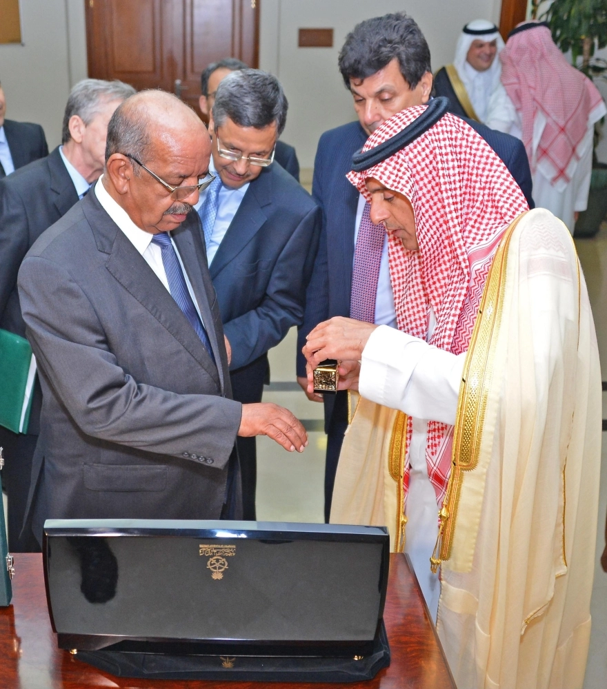 __Mon6___1125____940173-1501449642