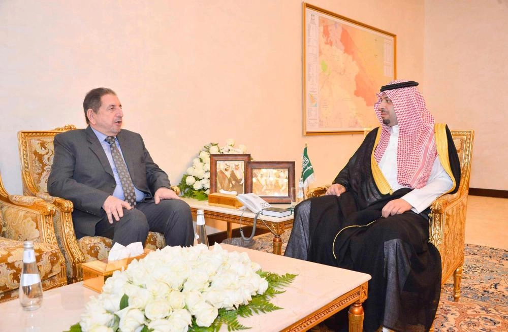 أمير الحدود الشمالية لدى استقباله رشيدي العاني (واس)