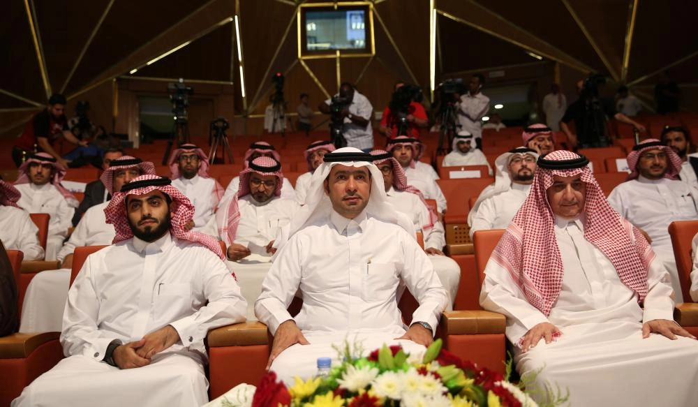 وزير الإسكان أثناء حضور المؤتمر الصحفي (مكة)