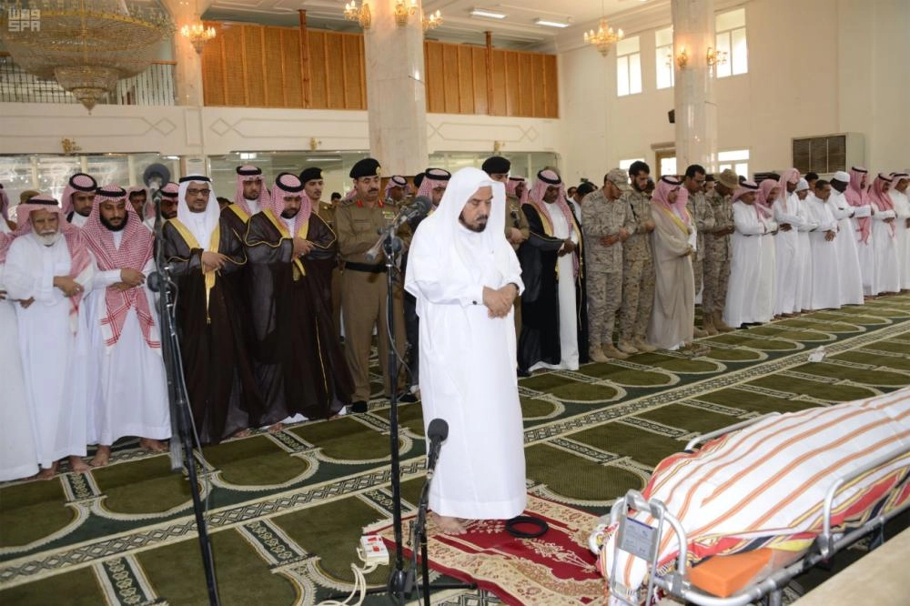 000-8128432491503414999784