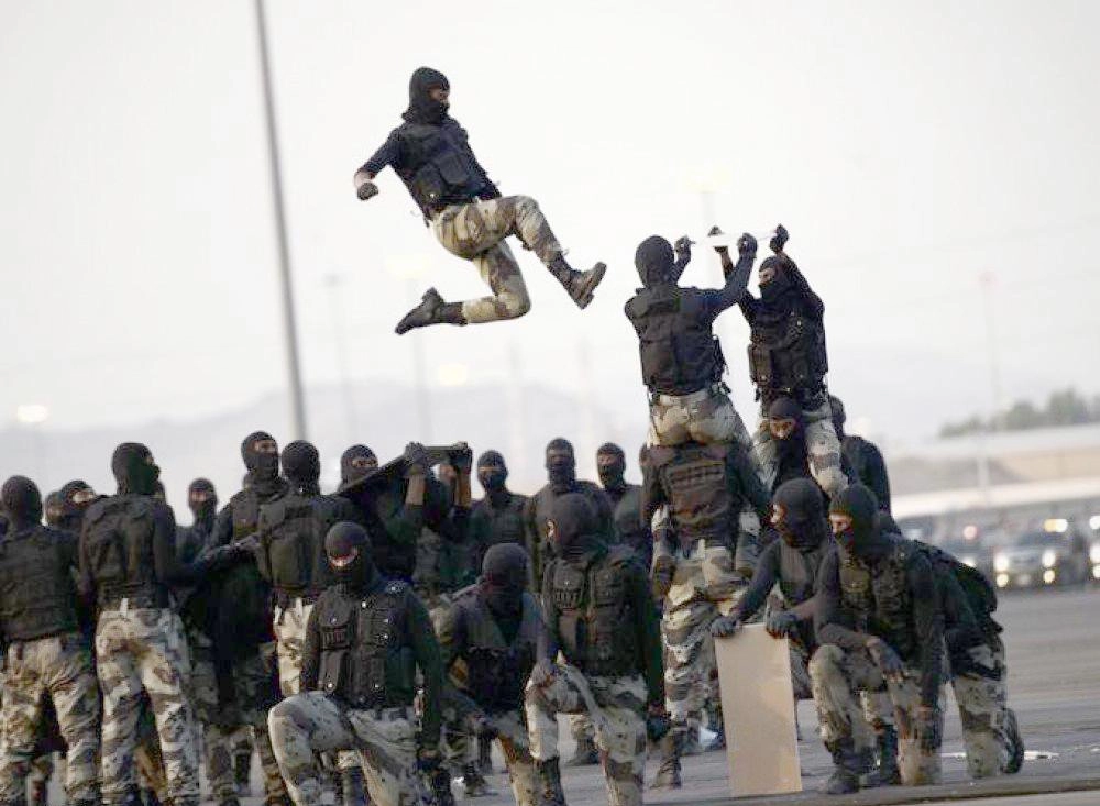 






من استعراض سابق لقوات أمن الحج