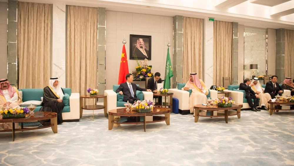 __Thu38___1125____363888-1503608033