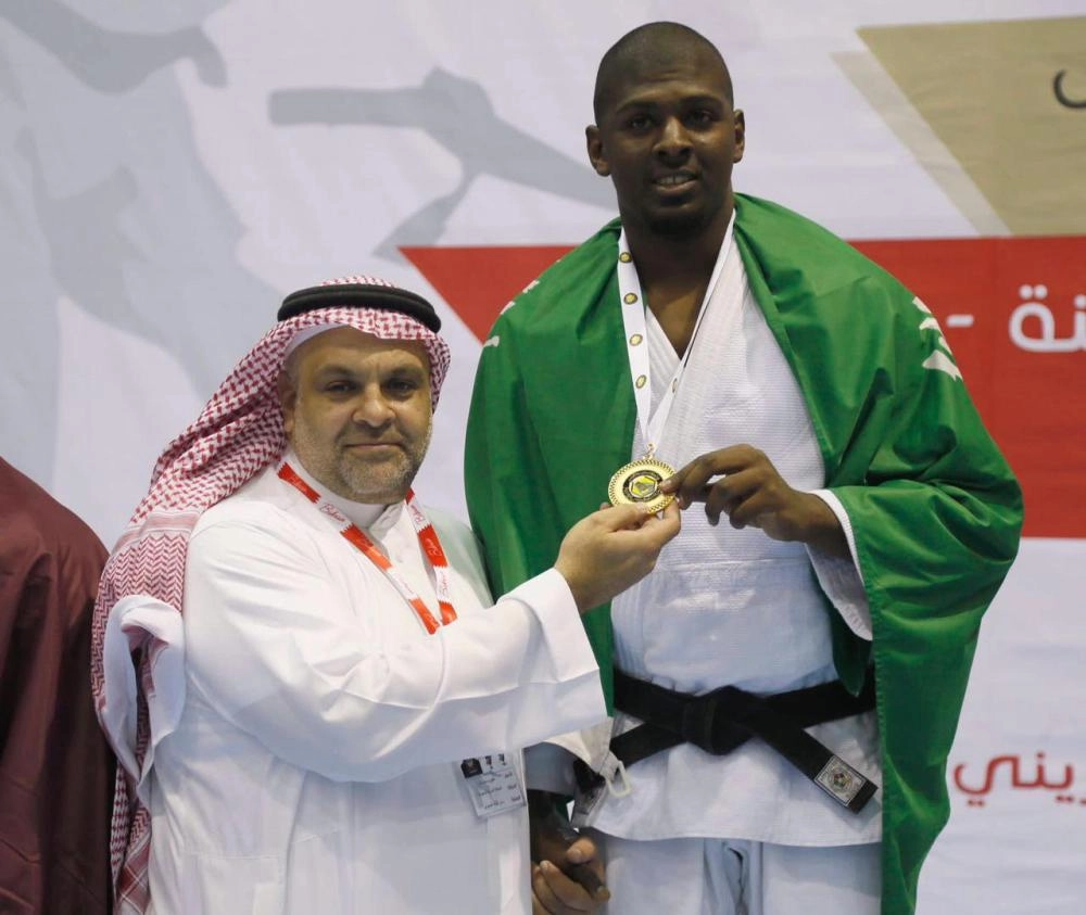 شراحيلي مع عضو مجلس ادارة الاتحاد ممدوح نمر (مكة)