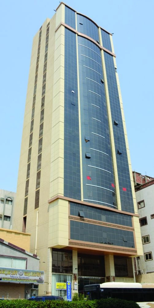 






واجهة أحد مباني إسكان الحجاج                          (مكة)