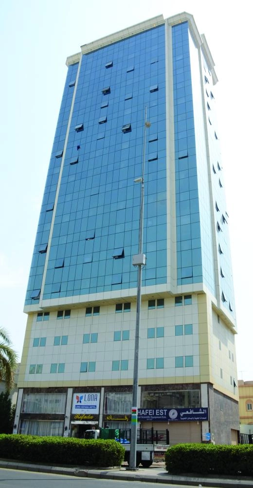 واجهة أحد مباني إسكان الحجاج     (عبدالمحسن دومان)