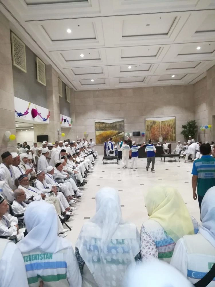 من وصول الحجاج المشاركين في الحرب العالمية الثانية (مكة)