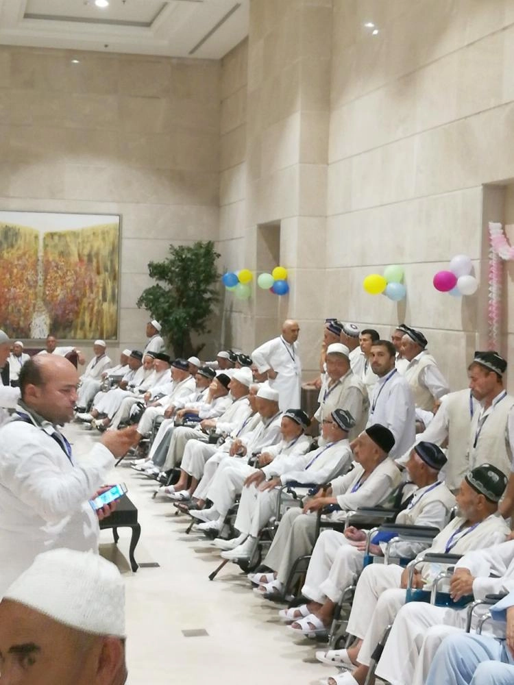 






من وصول الحجاج المشاركين في الحرب العالمية الثانية                           (مكة)