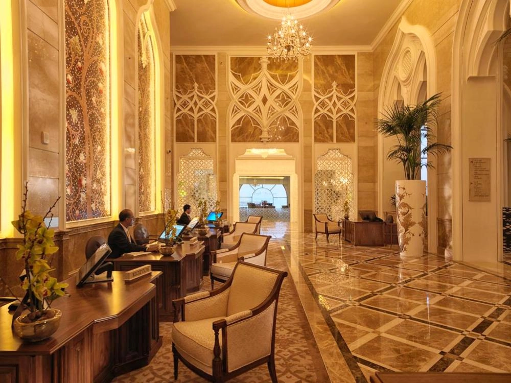 






لقطة من داخل أحد الفنادق العالمية في الدوحة                           ( مكة )