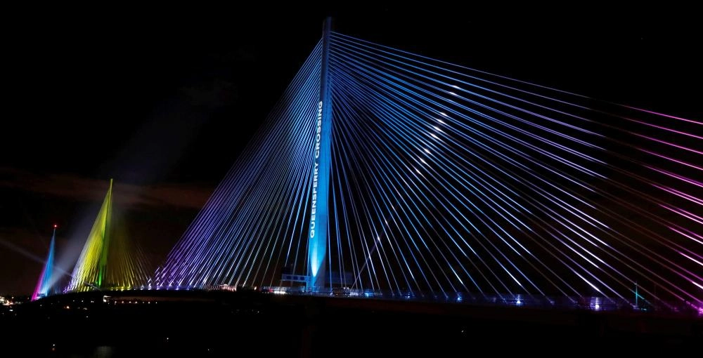 الجسر الجديد (رويترز)