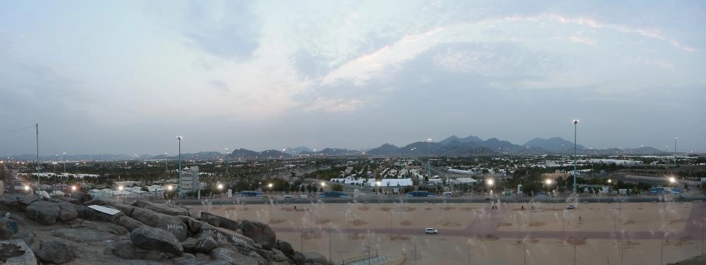 بانورامية لعرفات من جبل الرحمة (ياسر بخش)