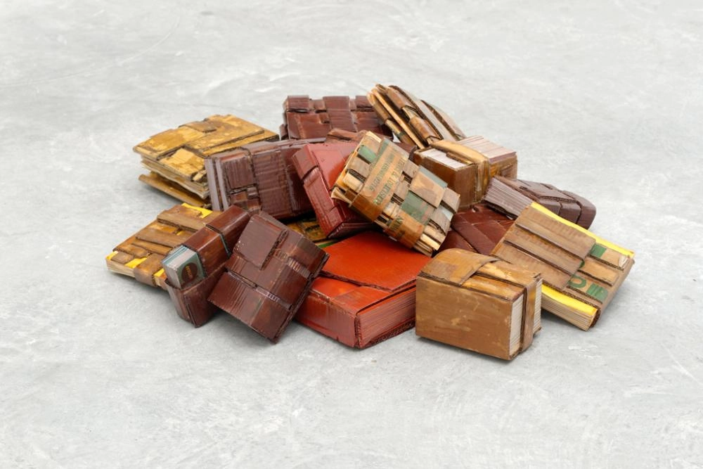 من أعمال حسن الشريف (Art News)