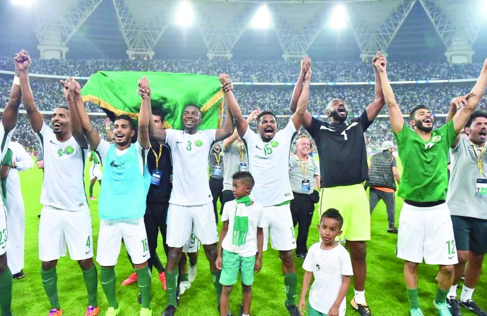 






فرحة لاعبي الأخضر بالتأهل                                                                 (مكة)