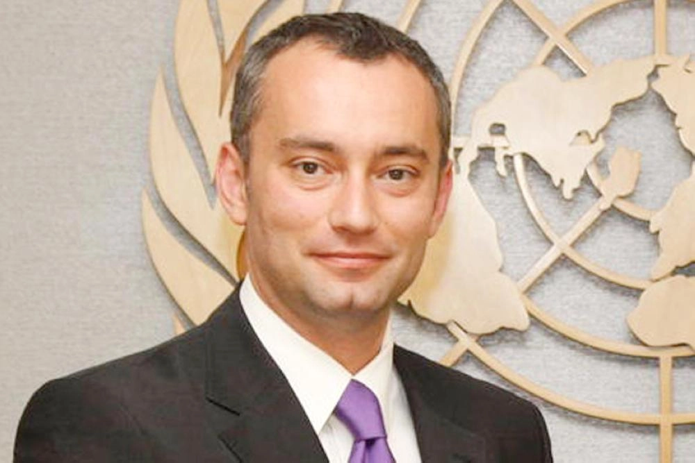 نيكولاي ملادينوف