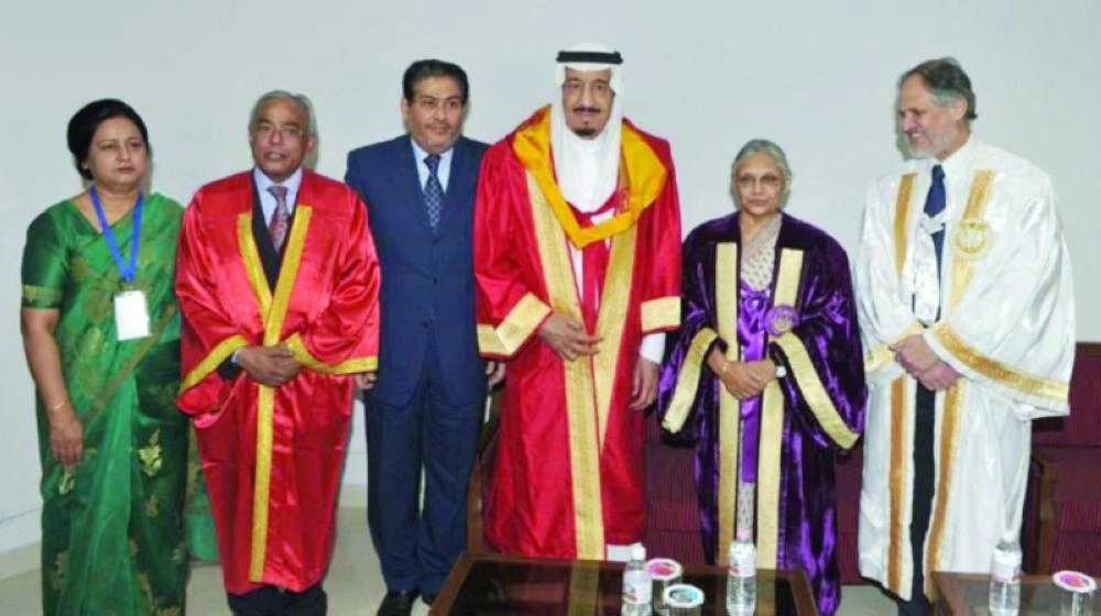 لدكتوراه الفخرية من الجامعة الملية الإسلامية في دلهي 2010