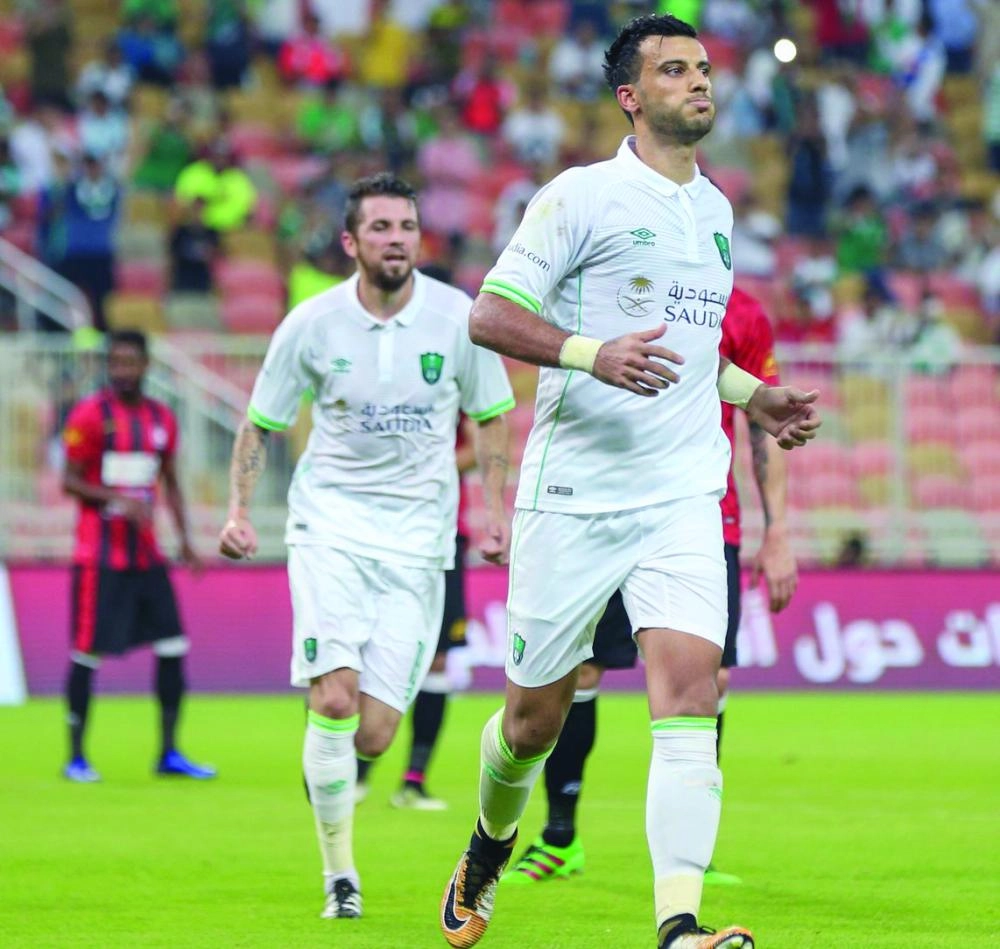 






عمر السومة                             (إعلامي الأهلي)