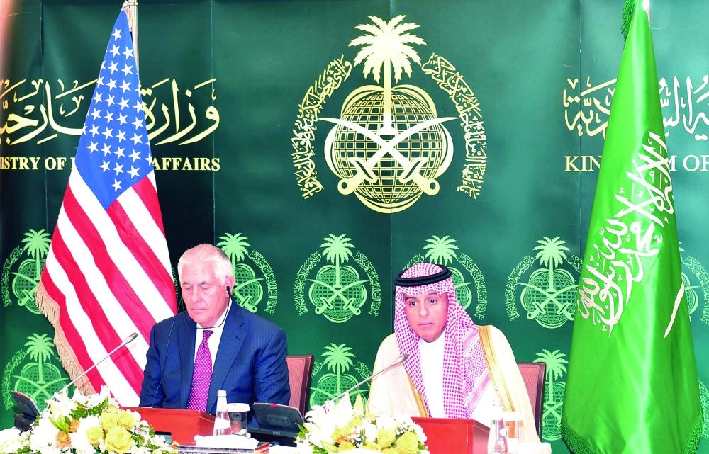 






من المؤتمر الصحفي للجبير وتيلرسون في الرياض أمس                                                     (واس)