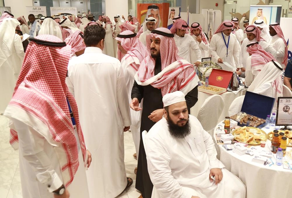 جانب من إجراءات التصويت بالغرفة التجارية بمكة (ياسر بخش)