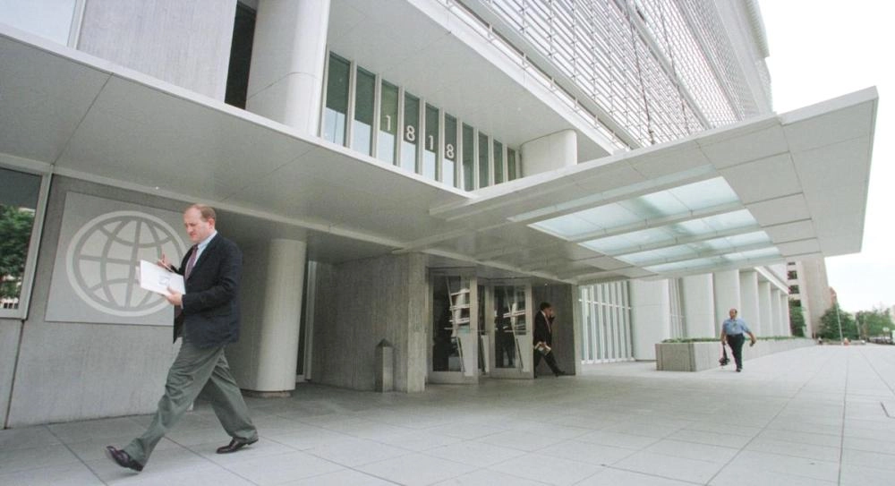 






مبنى مقر البنك الدولي في واشنطن                                                                  (الانترنت)