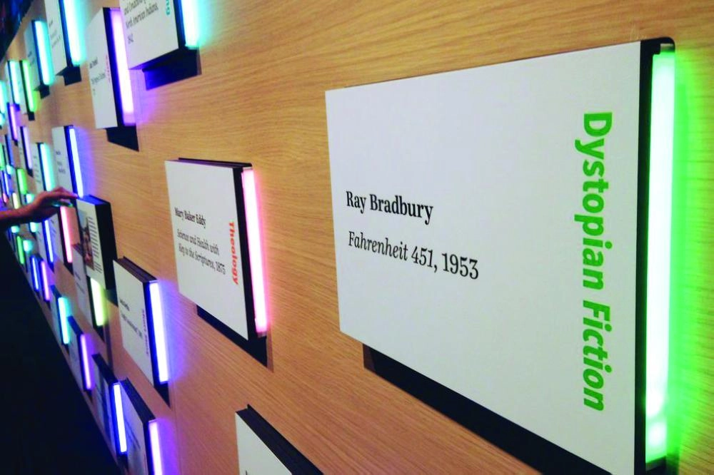 الشاشات التفاعلية في المتحف (USA Today)