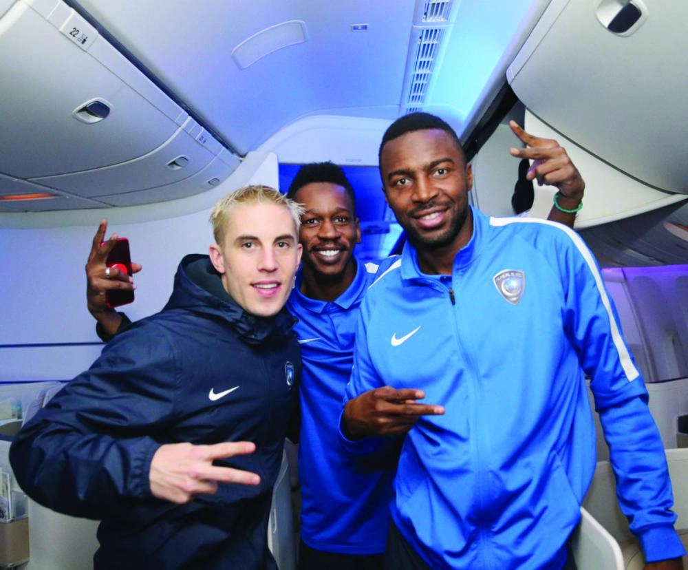 






لاعبو الهلال في طوكيو أمس          (إعلامي الهلال)