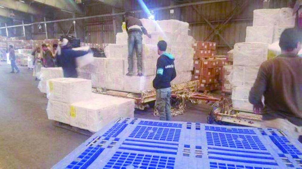 






سلال المركز مع المستفيدين                                  (واس)