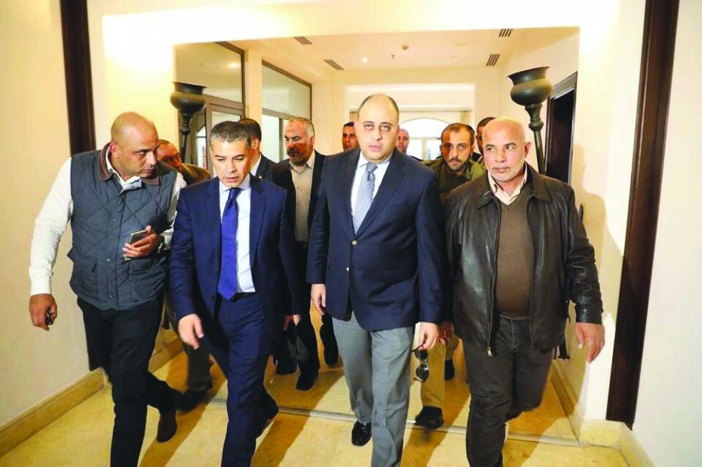 






الوفد المصري لدى وصوله غزة               (الوكالات)