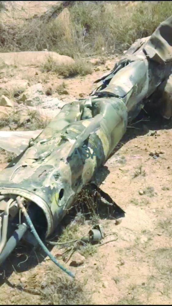 






بقايا صاروخ خضعت للتحليل                                  (الوكالات)