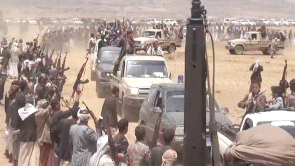 






تعزيزات قبلية في طريقها لصنعاء                                            (الوكالات)