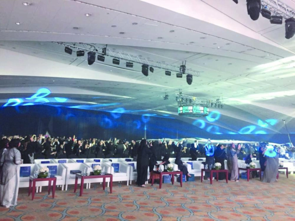 






الفتيات أثناء فعاليات الملتقى