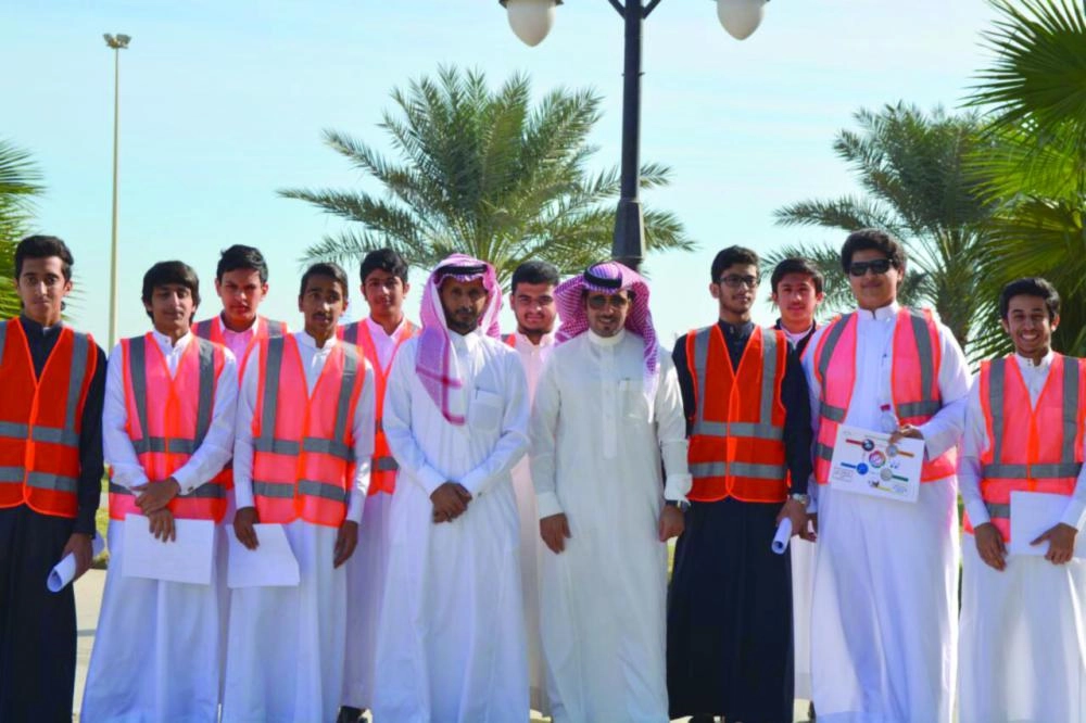 عدد من المشاركين في الحملة (مكة)