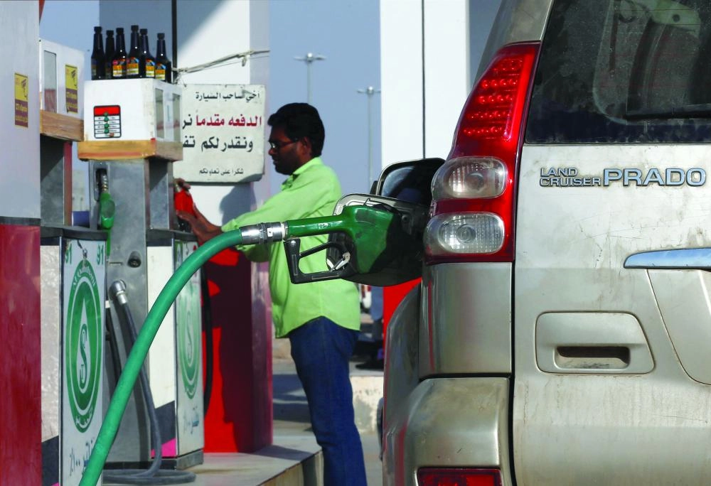 






محطة وقود في الرياض                           (رويترز)