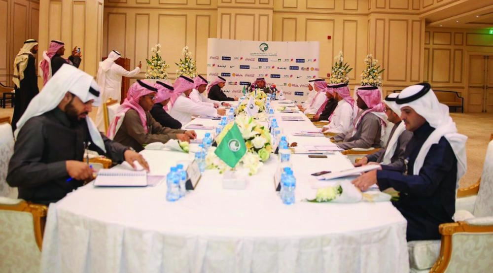 جانب من الاجتماع (إعلامي الاتحاد السعودي)