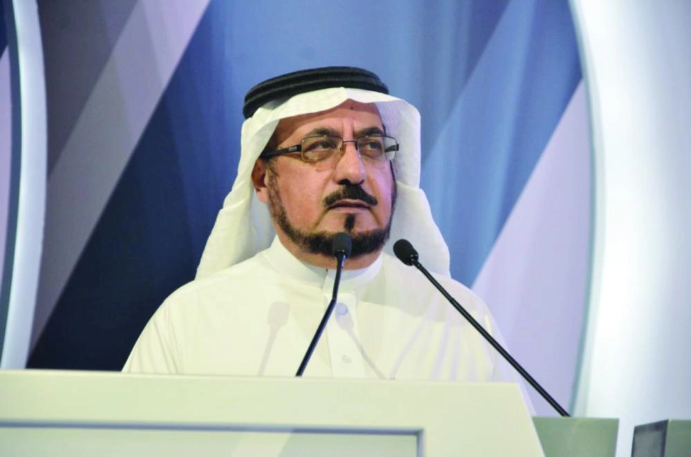 الشهري متحدثا بالمنتدى (مكة)