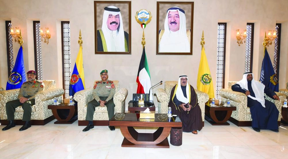 خلال استقباله قادة