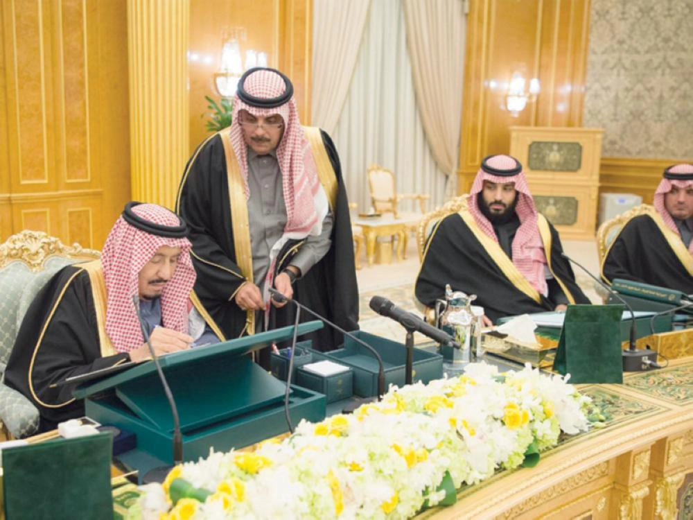 خادم الحرمين الشريفين يوقع على الميزانية                                                                     (واس)