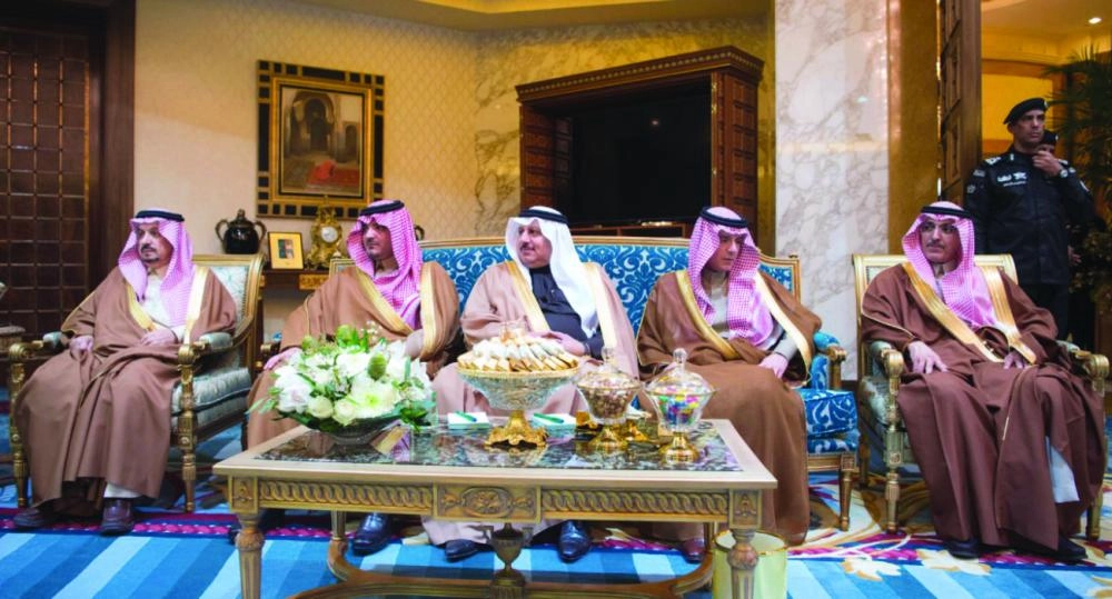 من مراسم استقبال خادم الحرمين الشريفين للرئيس الفلسطيني