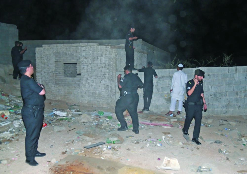 مداهمة حملة وطن بلا مخالف (ياسر بخش)