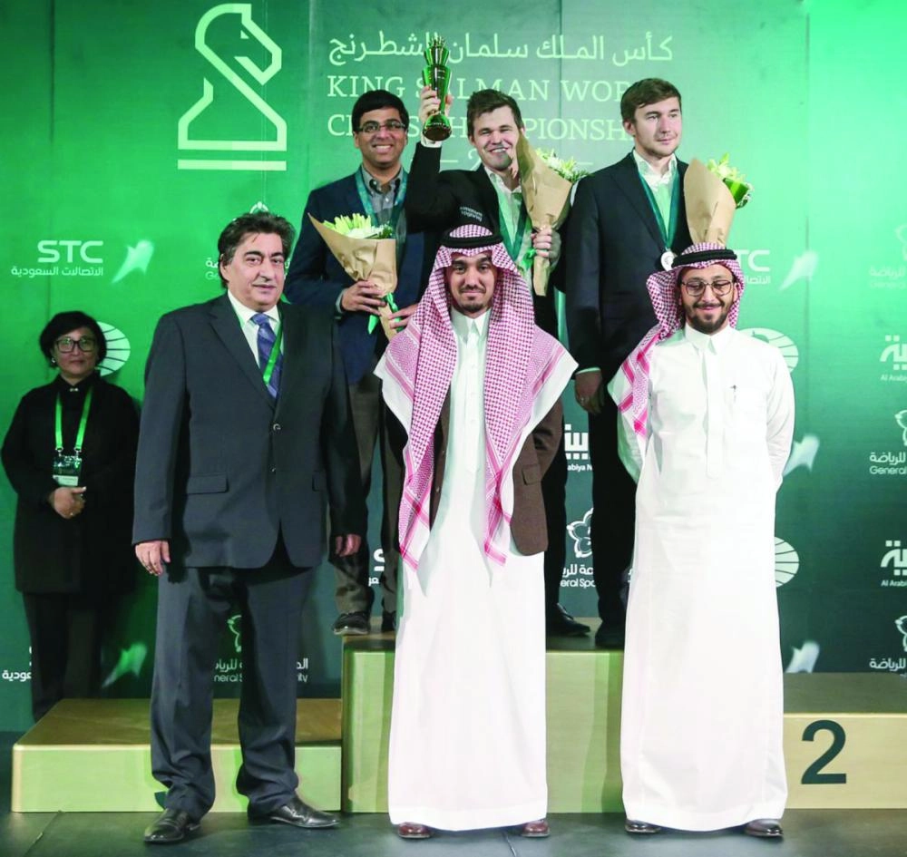 






تتويج أصحاب المراكز الأولى رجال ببطولة الملك سلمان للشطرنج