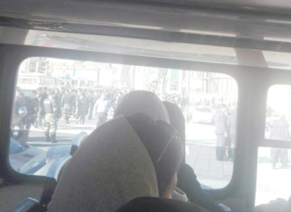 مواطنون يوثقون التواجد الكثيف للحرس الثوري